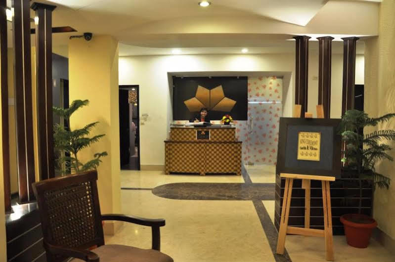 Oyo Townhouse 823 Green Leaf Gurgaon Luaran gambar